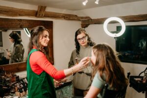 Alicia Sandeman makeup artist academy