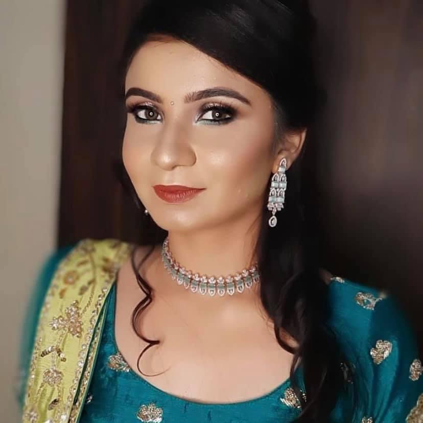 Alicia Sandeman Bride and wedding make up Alicia Sandeman Bride and wedding make up